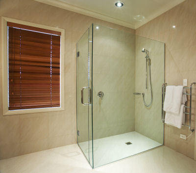 Shower Curtains on Shower Screens Tips   Everything You Need To Know About Shower Screens